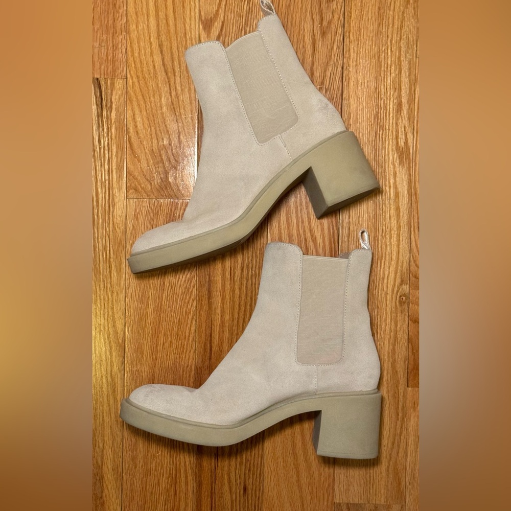 Dolce Vita White Suede Boots
